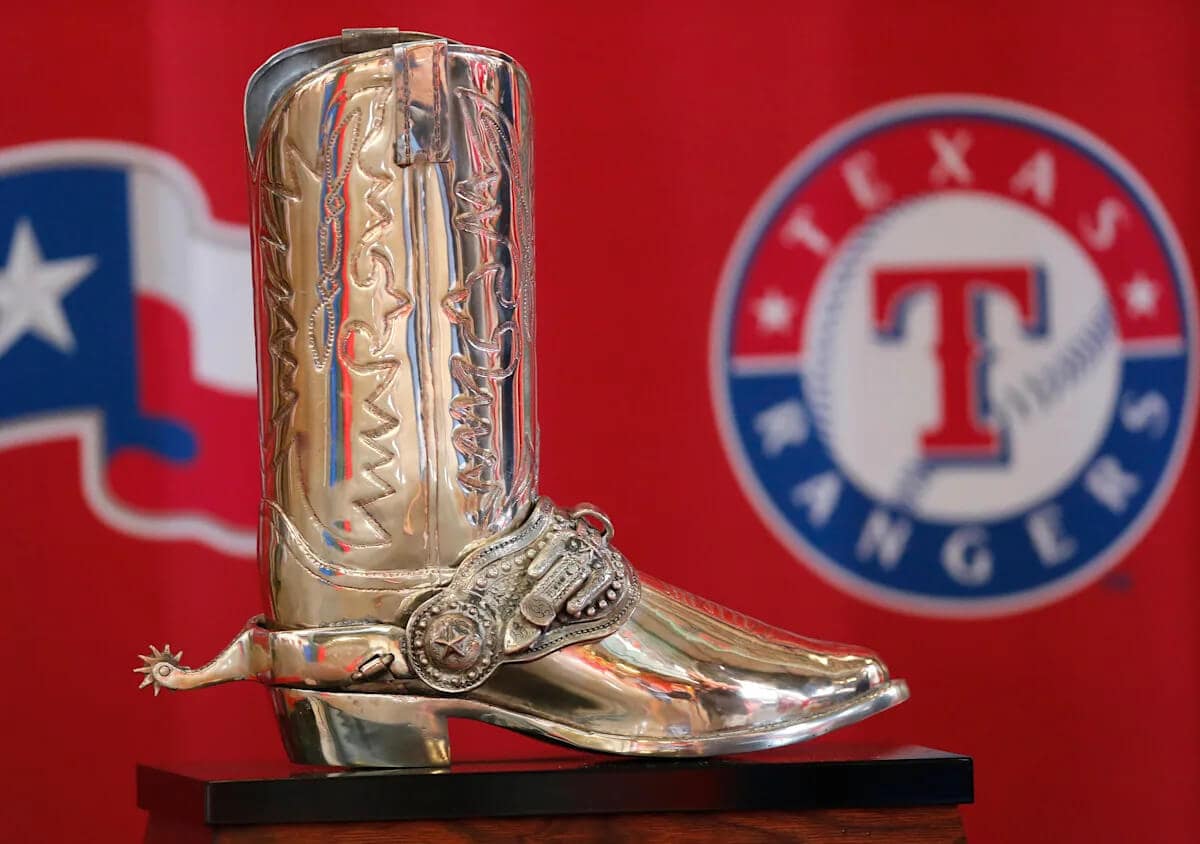 Rangers vs Astros rivalry